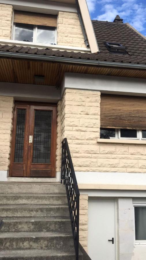 Lori Hostel Bobigny Exterior photo